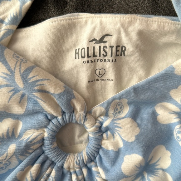 Size Large Hollister Blue Floral Keyhole Halter Crop Top - Picture 5 of 5